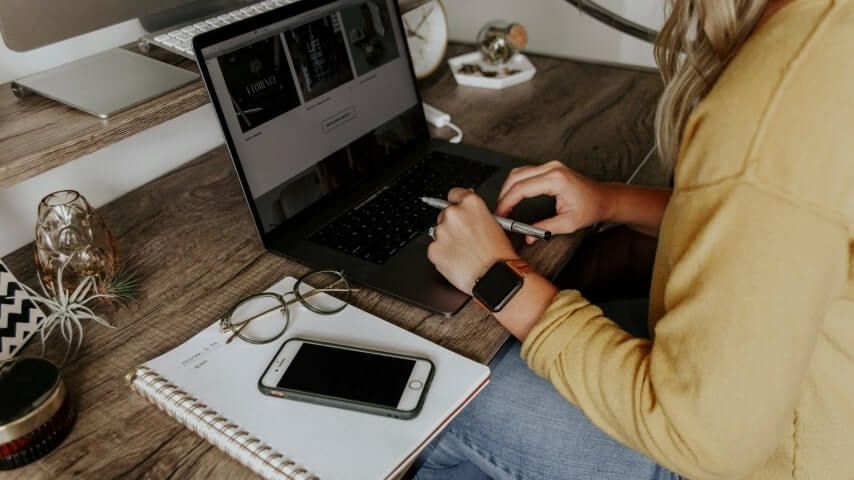 Shopify vs Squarespace Overview Shopify vs Squarespace: Which Is Better for eCommerce?